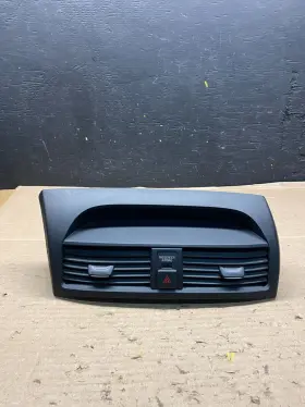39710A610 ACURA Front Dash Dashboard Ac Center Clock Air Vent