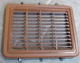 3734638 AMC Grille Front Speaker Cover