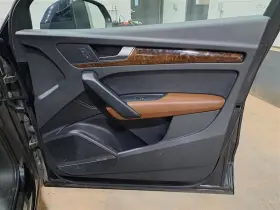 Q5-AUDI AUDI Rh Front Door Interior Panel Zk