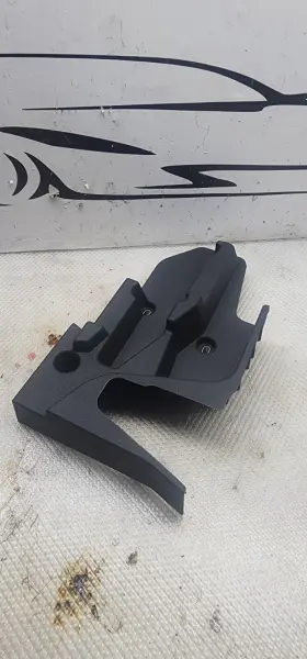 83A863424 AUDI Right Trunk Hatch Panel Q3