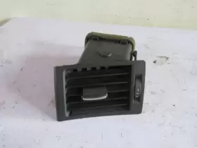 8E0-920-901 AUDI Left Driver Vent A4 Quattro
