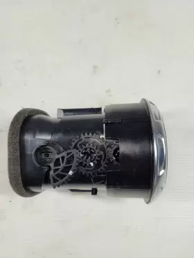 8J0820901D AUDI Dash Center Air Vent