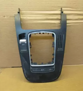 8K0-864-261 AUDI Center Console Gear Bezel A5