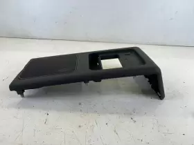 8N7-868-573 AUDI Seat Center MK1 Roadster #3