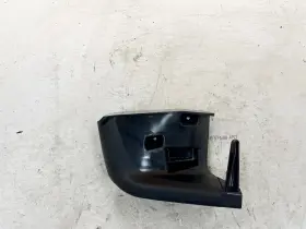 8R0-857-792 AUDI Rear Right Row Outer Seat Belt Bracket Q5