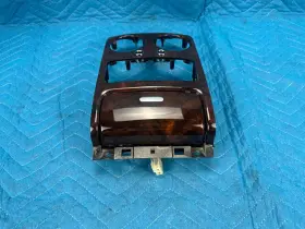 3W5863075 BENTLEY Center Console Rear Panel Ashtray Flying