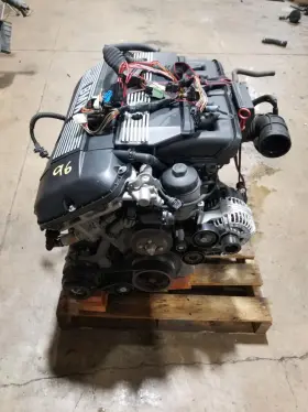 11000140999 BMW Engine Motor E39 525I M54