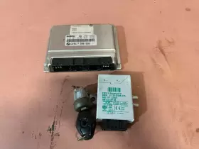 12147533592 BMW Engine Control Dme Ews Key Manual Trany E39