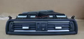 1682-8110 BMW Lci Front Dashboard Center Ac Air Vent F10
