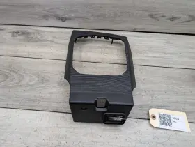5A0EFB5 BMW Center Console 430I G22
