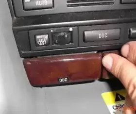 750I-728-730-730D BMW Wood Obd Cover E38