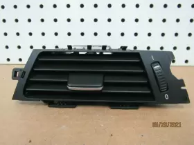 9130460 BMW Front Right Dashboard Vent