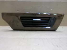 9151165-01 BMW Left Driver Heat Ac Vent 328I