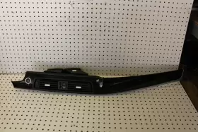 9192936 BMW Dash Board Center Molding Air Vent Grille 550I