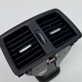 9292742 BMW Quarter Panel Pressure Vent X1 X2 F48 F49 #2