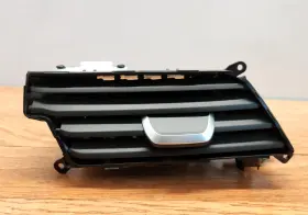 9329954 BMW Dash Dashboard Center Air Vent Passenger G12 740
