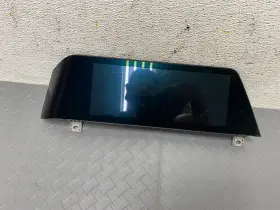 9826555 BMW Upper Dash Media Screen