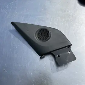 10431300 BUICK Front Left Driver Door Tweeter Speaker Corner