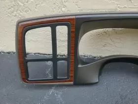 15073675 CADILLAC Dash Radio Bezel Escalade #2