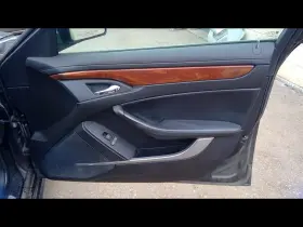 204.GM6U12 CADILLAC Front Door Panel Cts
