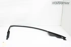23456473 CADILLAC Front Right Door Window Garnish Molding Cts #2