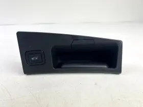 84041291 CADILLAC Tailgate Liftgate Door Switch Handle XT4