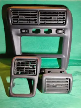 10271309 CHEVROLET Dash Center Radio Climate Bezel Air Vent