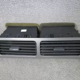 1037294 CHEVROLET Dash Vent Bezel Maple Suburban Tahoe Yukon #3