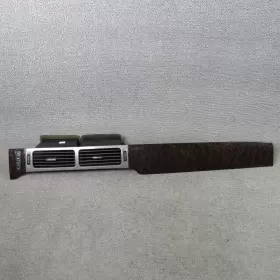 1037294 CHEVROLET Dash Vent Bezel Maple Suburban Tahoe Yukon