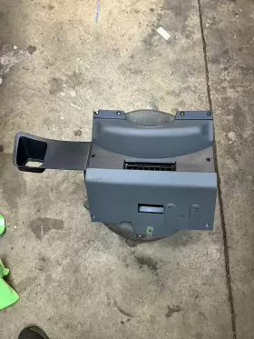 15676730 CHEVROLET Steering Column Cover Vent S10 Chevy Jimmy