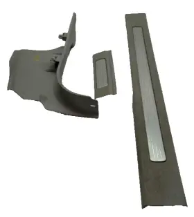 15848375 CHEVROLET Left Driver Floor Scuff Kick Plate Panel