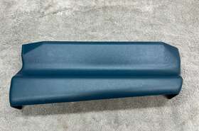 15968573 CHEVROLET Driver Seat Bezel Obs Bench Seirra Chevy