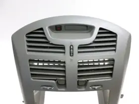 16908076 CHEVROLET Center Dash Radio Bezel Vents Chevy Malibu #3
