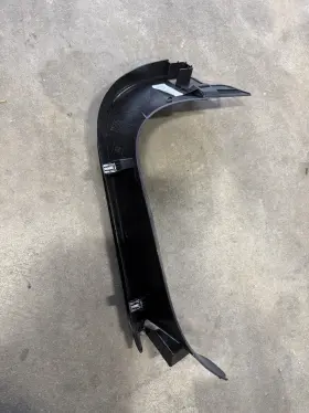 84143816 CHEVROLET Rear Left Tailgate Upper Cover Panel
