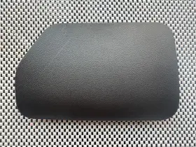 84893532 CHEVROLET Interior Fuse Relay Trunk Cover Equinox