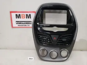 95409439 CHEVROLET Spark Dash Radio Ac Control Bezel
