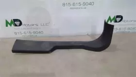 225.GM1M20 CHEVROLET MALIBU Front Driver Door Scuff Plate