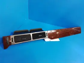 131.GM8C13 CHEVROLET TRUCK Center Vent Wood Chevy Tahoe