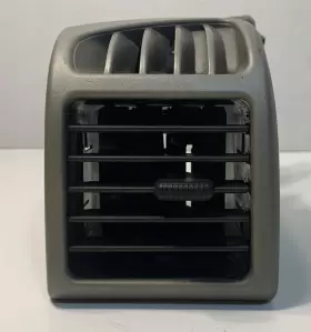 15171978 CHEVY Left Lh Dash Air Vent Gmc Canyon #2