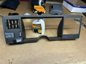 15605971 CHEVY / GMC Speedometer Bezel Silverado Suburban