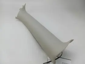 139.CH1U10 CHRYSLER Front Right Pillar 300