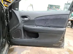 204.CH1K14 CHRYSLER Rh Front Door Interior Panel 200