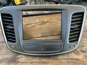 P68160143AA CHRYSLER Dash Radio Bezel 200