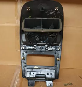20124358920 DODGE Center Dash Radio Bezel Air Vent Journey #2