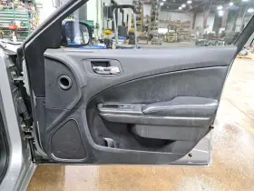 204.CH2R11 DODGE Charger Rh Front Door Interior Panel