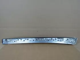7225552-10 BMW Front Right Door Molding F10 #2