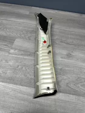 76911JJ50A INFINITI Convertible Right Pillar #3