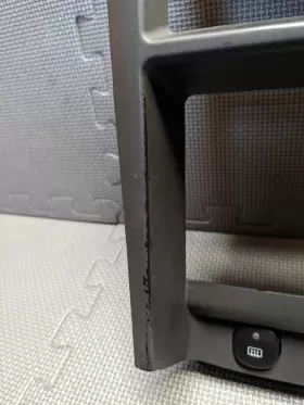 1R3X-63044302-ADZUNR FORD Center Dash Radio Climate Bezel #2