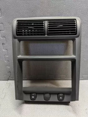 1R3X-63044302-ADZUNR FORD Center Dash Radio Climate Bezel