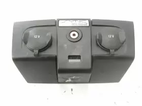 225.FD1F09 FORD Line Unit Dual Outlet Audio Focus